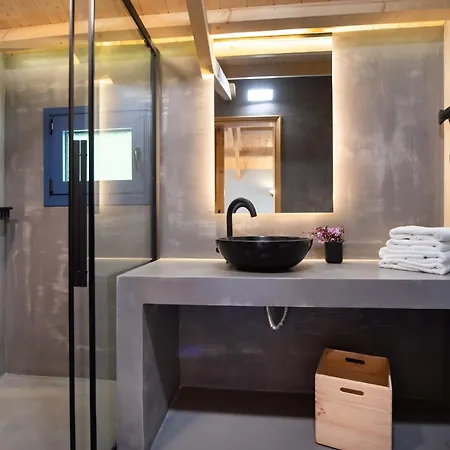 Av - Giorgio Feriehus Kariá